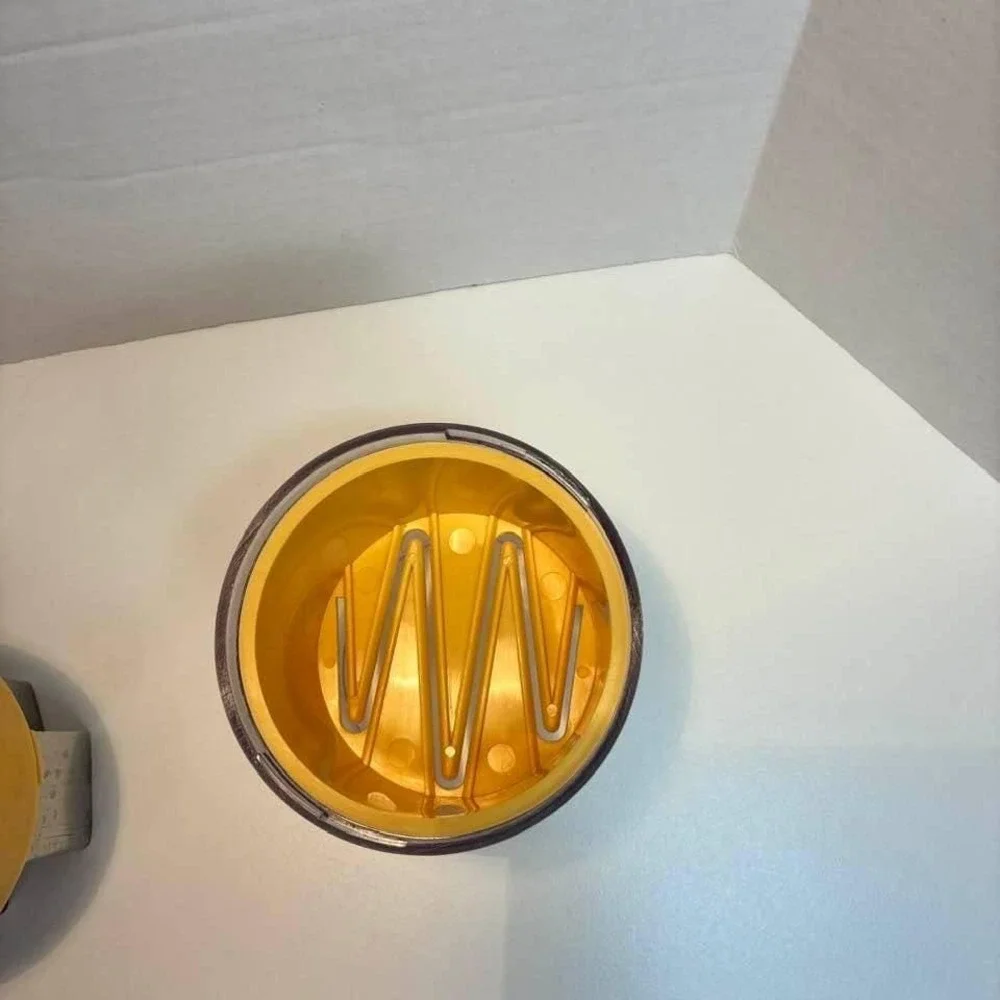 Quick Chop‎ Manual Food Chopper Yellow Vintage Kitchen Gadget Onion Veggie Retro